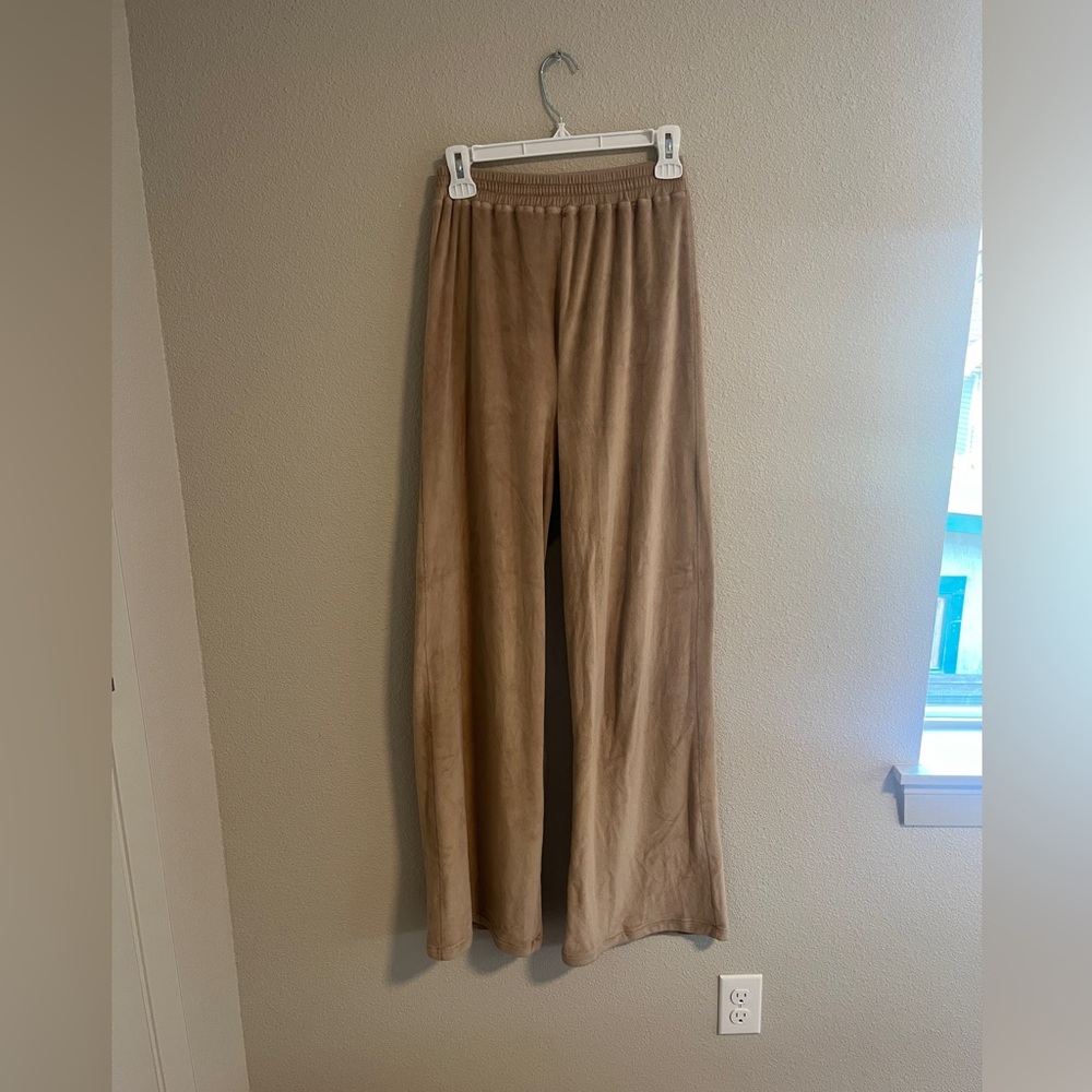 Skims velour high rise pants XXS